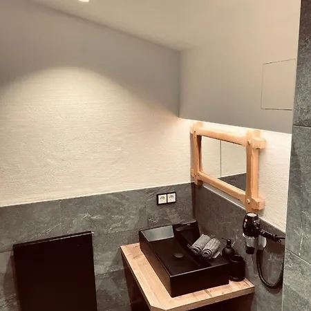 Kreuzeck - Dein Gluecksplatz Am Lech Hotel *