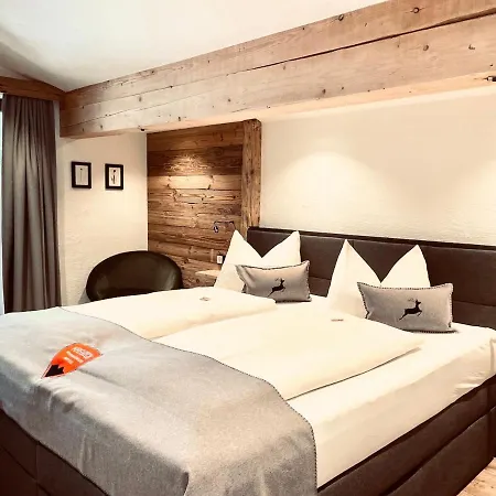 Kreuzeck - Dein Gluecksplatz Am Lech *