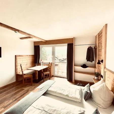 Kreuzeck - Dein Gluecksplatz Am Lech