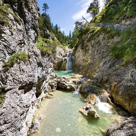 Hotel Kreuzeck - Dein Gluecksplatz Am Lech *