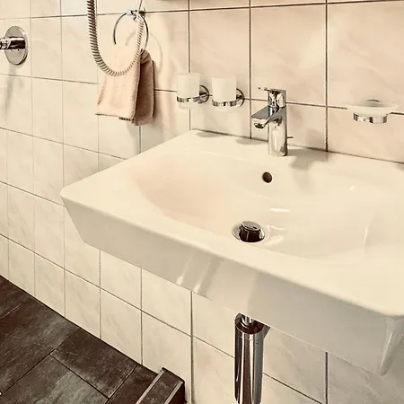 Kreuzeck - Dein Gluecksplatz Am Lech *