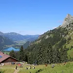 Отель Kreuzeck - Dein Gluecksplatz Am Lech