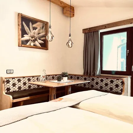 Hotel Kreuzeck - Dein Gluecksplatz Am Lech Weissenbach am Lech